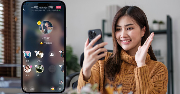 Trò chuyện cùng bạn bè người Trung qua các app như Hello Talk, Wechat, Yuwan,...