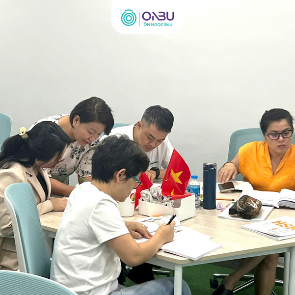 Học cùng người hướng dẫn có kinh nghiệm sẽ giúp bạn tiết kiệm rất nhiều thời gian và công sức